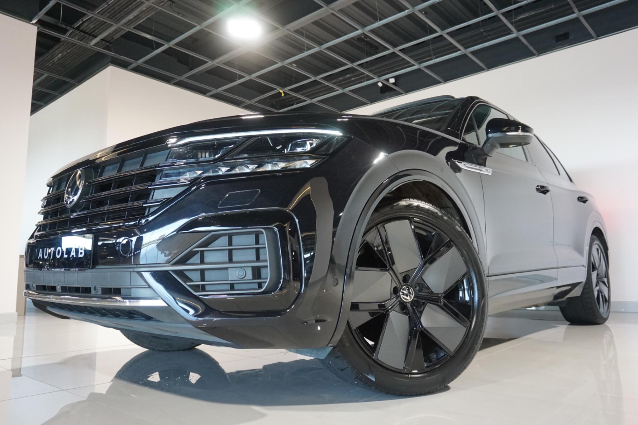 Volkswagen Touareg 3.0 TDI V6 Black Edition SUV 5dr Diesel Tiptronic 4Motion Euro 6 (s/s) (286 ps)